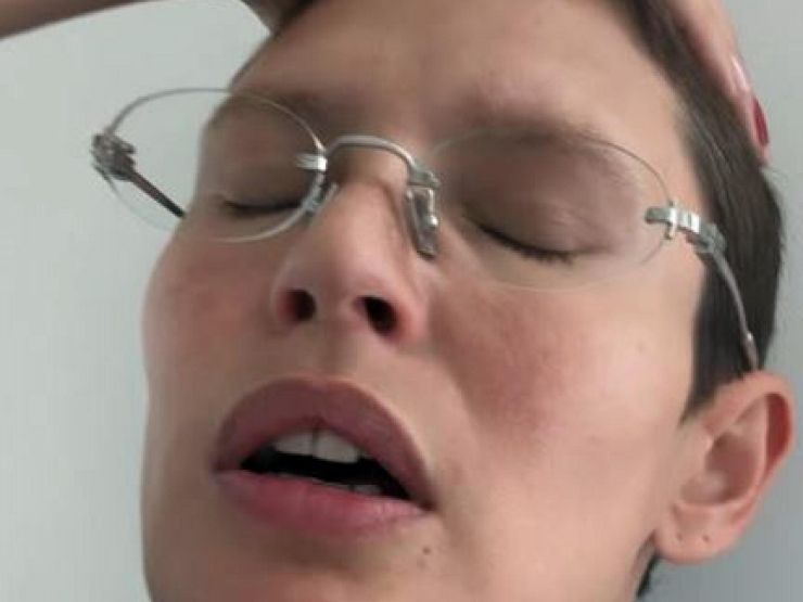 Bianca Balti in una storia su Instagram si sfoga contro le case farmaceutiche