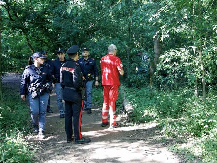Le forze dell'ordine cercano Chamila Wijesuriya al Parco Nord