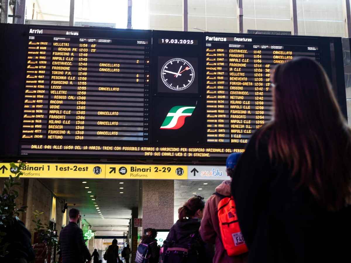 Treni cancellati e in ritardo durante lo sciopero del 6 maggio