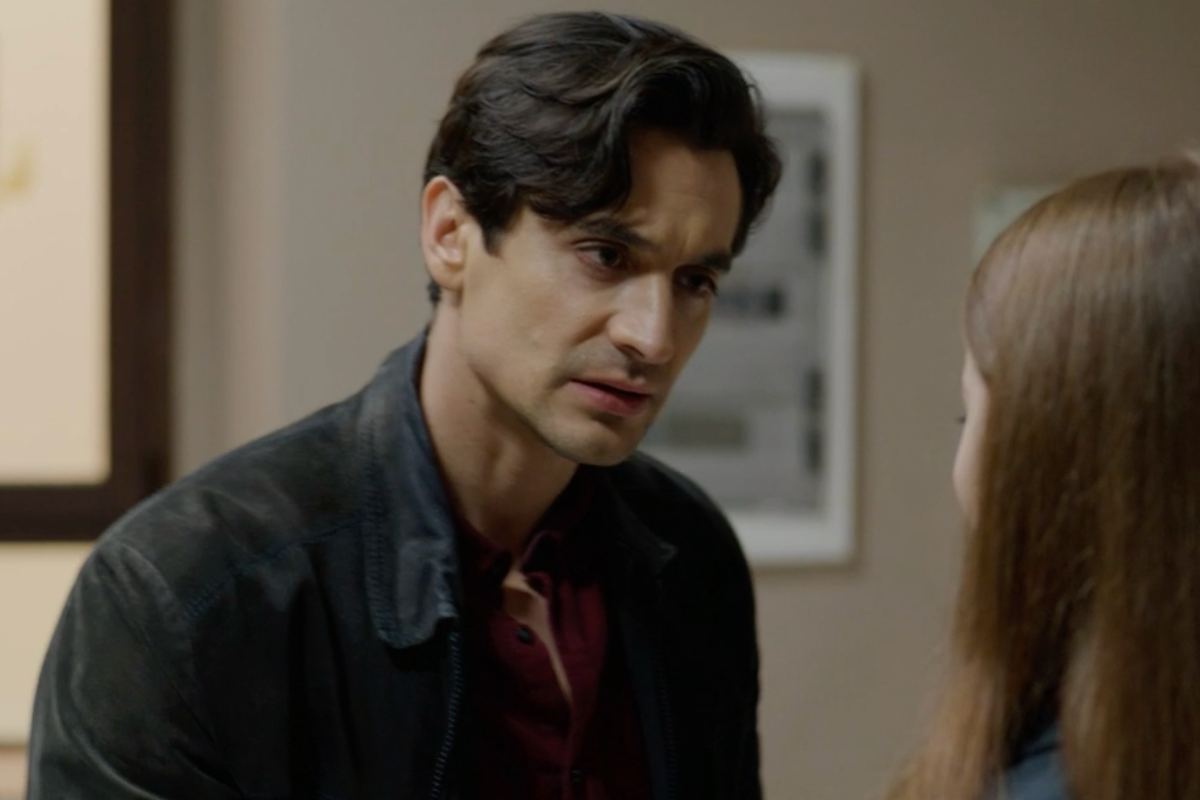 Il protagonista di Gerri in una scena della serie