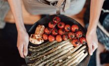 asparagi al forno con pomodorini
