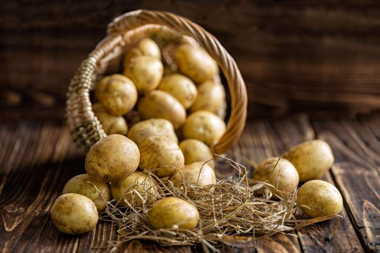 patate varie sfuse intere
