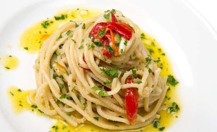 pasta aglio olio e peperoncino