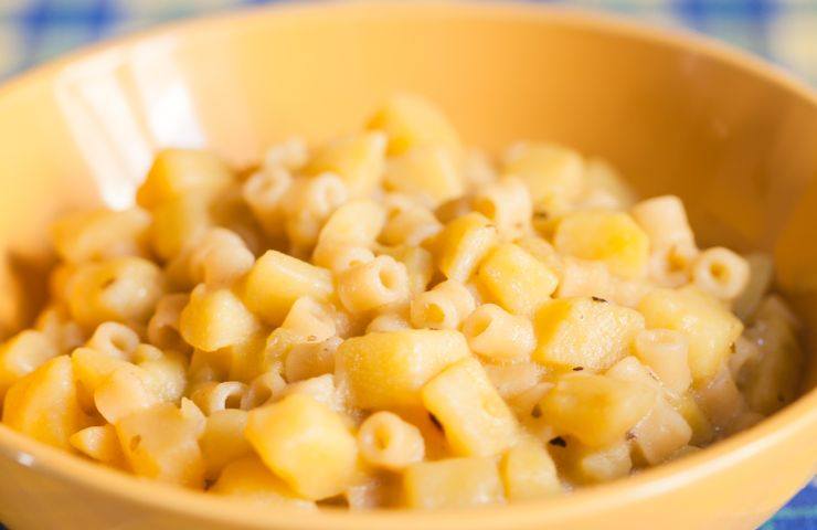 pasta e patate con tubetti
