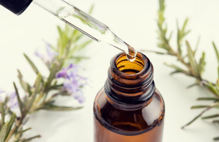 olio di rosmarino