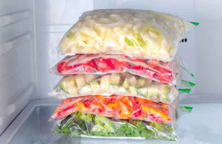 verdure congelate in sacchetti