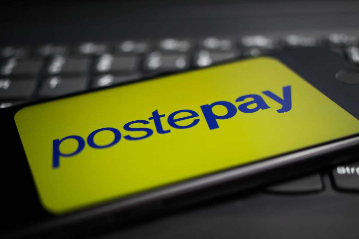cellulare schermata postepay