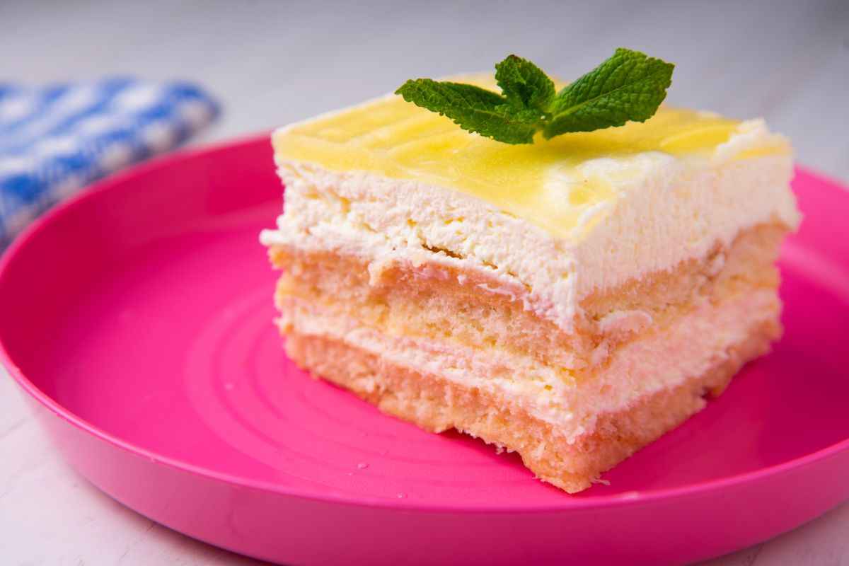 tiramisà al limone con foglie di menta