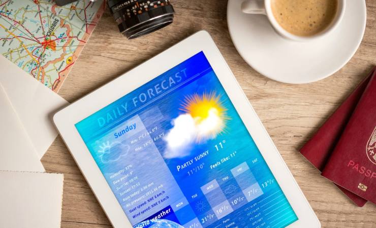 Tablet con app per le previsioni meteo